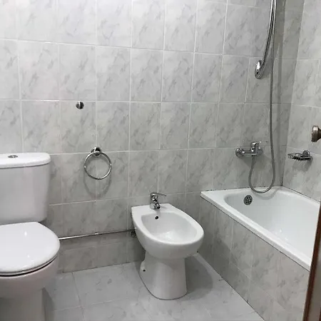 アパートホテル Apartament Pentru Un Cuplu
